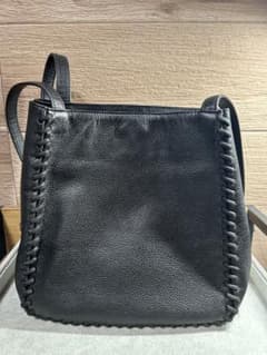 サンローラン Saint Laurent黒 レザー ショルダーバッグのサムネイル