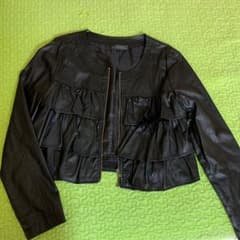 ノーカラージャケットのサムネイル