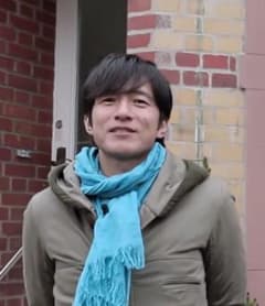 yoossanファリエロサルティ ブルーストール ミスチル 桜井さん着用 限定価格！【美品】ミスチル 桜井 着 ストール ブルー - メルカリ