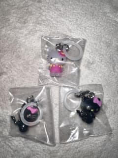ハローキティ めじるしアクセサリー 小悪魔ver.＆お花ver. 3個セットのサムネイル