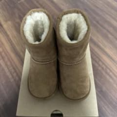 UGGのムートンブーツのサムネイル