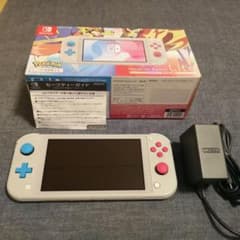 Nintendo Switch Lite ザシアン・ザマゼンタのサムネイル