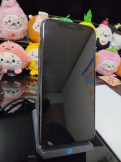 【訳あり, 付属品あり】iPhone11Pro 64GB ワイヤレス充電器のサムネイル