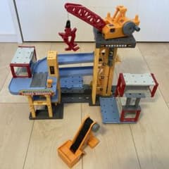 トミカ　ビル クレーン付きおもちゃのサムネイル