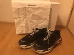 Balenciaga Triple S バレンシアガ　トリプルSのサムネイル