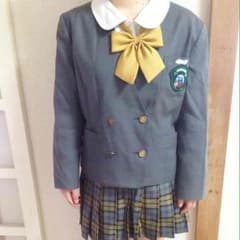 制服(( ２着 あります ))のサムネイル