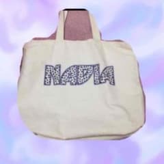Nadiaトートバックのサムネイル