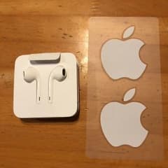 iPhone 純正イヤホン ライトニング接続ケーブルのサムネイル