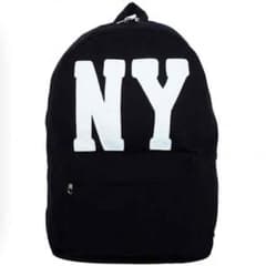 NY リュックのサムネイル