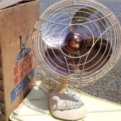期間限定！アンティーク　扇風機　金属製キラキラ4枚羽　純正箱付き！昭和レトロのサムネイル