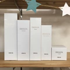 ホワイトリリー　BIHADAスキンケアセット⭐︎新品のサムネイル