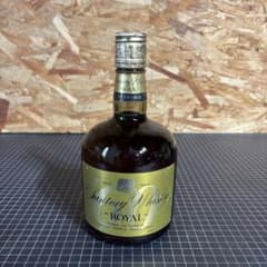 サントリー ローヤル 60 丸瓶 43% 760ml 16 サントリー ローヤル 60 丸瓶 43% 760ml 16 - メルカリ