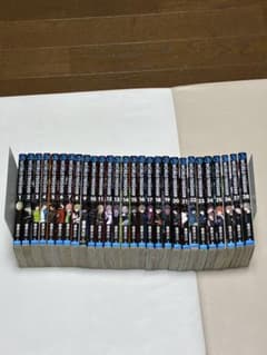 ワールドトリガー 1〜28巻セットのサムネイル