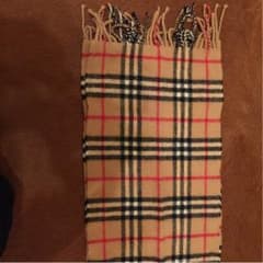 Burberryマフラーのサムネイル