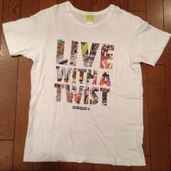 adidas Tシャツのサムネイル