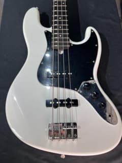 Bacchus BJB-1R white ローズウッド指板　弾きやすい　美品 Bacchus BJB-1R white ローズウッド指板 弾きやすい 美品 - メルカリ