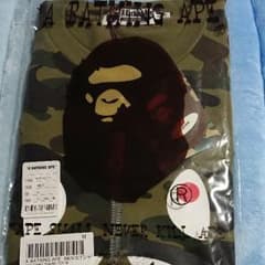 APE  Tシャツのサムネイル