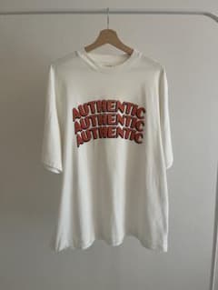 blurhms Tシャツのサムネイル