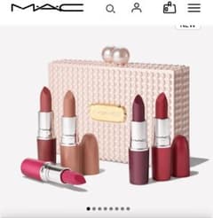 M・A・C リップスティック ホリデーコレクション　クリスマスコフレ　2022のサムネイル