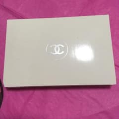 CHANEL シャネルファンデーション サンプルのサムネイル