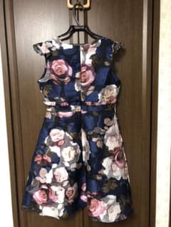 キャバドレス、花柄ワンピースdazzyのサムネイル