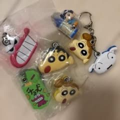 Crayon Shin-chan Mirror Collection Gacha Gacha Keychain