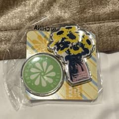 FANTASTICS SUNFLOWER 八木勇征 ピンバッジ - メルカリ