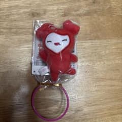 TWICE LOVELYS チャーム付きマスコットのサムネイル