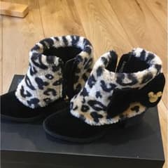 【送料込】美品 NUOVO ディズニーキッズブーツ 19cmのサムネイル