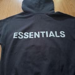 ESSENTIALS パーカー ブラックのサムネイル