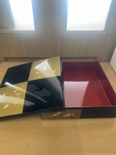 重箱 1段 黒 金 市松模様 内朱 おせち 和食器のサムネイル