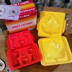 値下☆【未使用】製氷器(フルーツ&葉っぱ型)♪のサムネイル