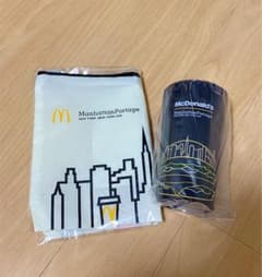 2022マクドナルド　福袋　タンブラー　ファスナーポーチのサムネイル