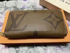 VUITTON 長財布のサムネイル