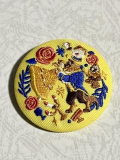 ディズニー刺繍缶バッジ 美女と野獣のサムネイル