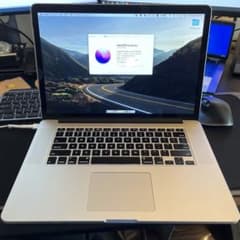 MacBook Pro Mid 2015 Retina 15インチのサムネイル