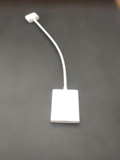 Genuine Apple 30-pin to VGA Adapter A1368