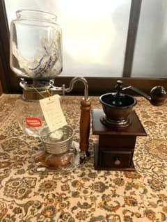 ハリオ　コーヒーミルとサイフォン式コーヒー？セットのサムネイル