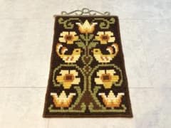 北欧ヴィンテージ スウェーデン 刺繍タペストリー 鳥と花のサムネイル