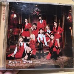 TWICE Perfect Worldのサムネイル