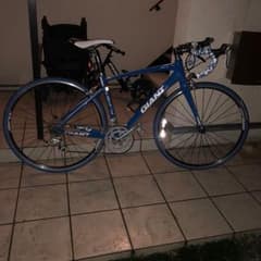 ジャイアント ロードバイクのサムネイル