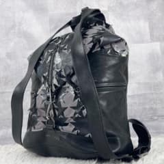 A4可 美品 ジミーチュウ レザー リュック フィツロイ 星柄 ファスナー 黒 A4可 美品 ジミーチュウ レザー リュック フィツロイ 星柄 ファスナー