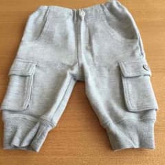 グレー ズボンのサムネイル