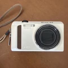 CASIO EXILIM EX-ZR200 ホワイト 純正充電器・SDカード付き CASIO EXILIM EX-ZR200 ホワイト 純正充電器・SDカード付き - メルカリ