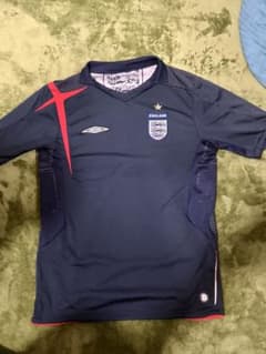 2006年UMBRO イングランド代表 トレーニングシャツ - メルカリ