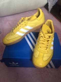 adidas アディダス　スニーカーのサムネイル