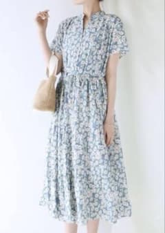 BLUE EAST 花柄 ロングワンピース 半袖のサムネイル