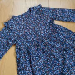 新品 未使用 ユニクロ ベビー 長袖 ワンピース 90 花柄 女の子