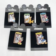 Disney ピンバッジ ミッキー ドナルド プルート レア - メルカリ
