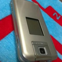 ドコモらくらくフォンF8841ESのサムネイル